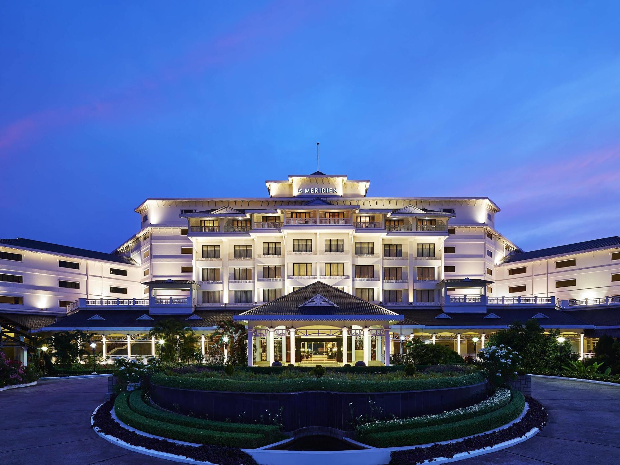 Готель Le Meridien Kochi Екстер'єр фото